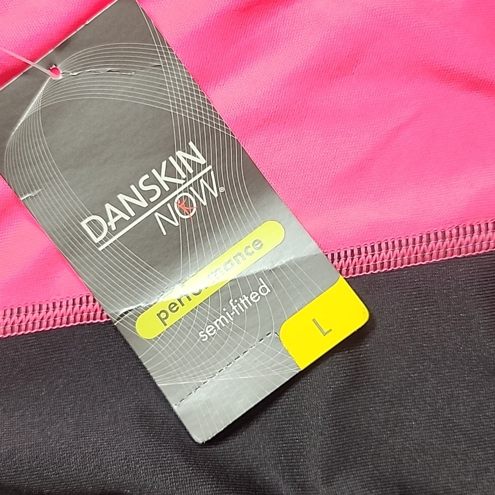 Danskin Performance Wear - Picture 2 of 3